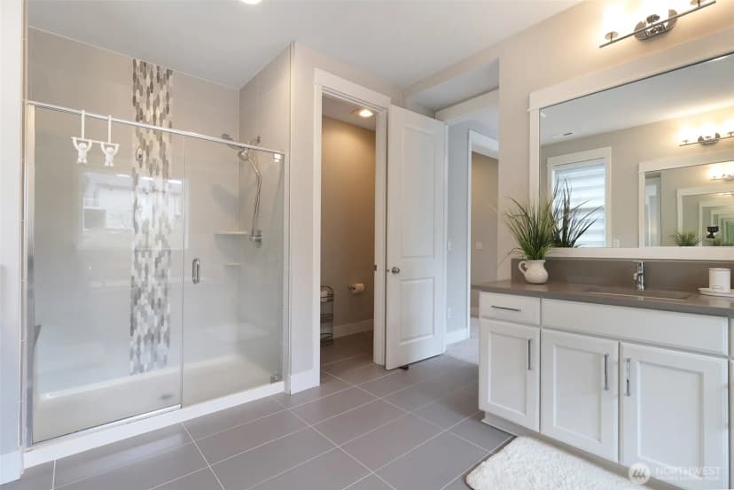 Property photo for 31312 43rd Place Sw, Federal Way photo 16