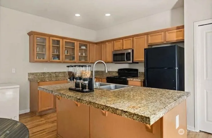 Property photo for 12902 81st Avenue Ct E, Puyallup photo 8