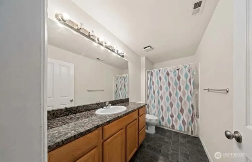 Property photo for 12902 81st Avenue Ct E, Puyallup photo 14