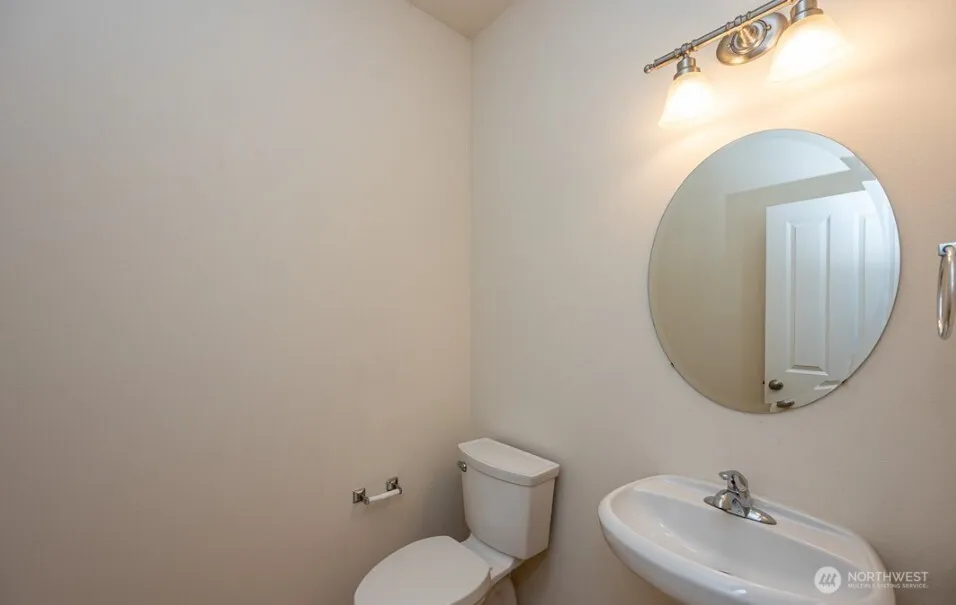 Property photo for 12902 81st Avenue Ct E, Puyallup photo 5
