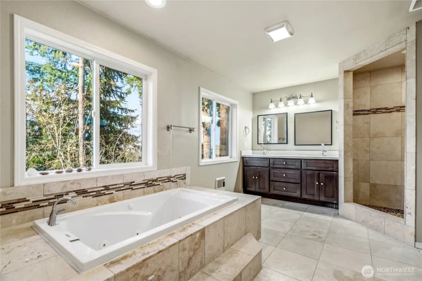 Property photo for 558 Sw 298th Street, Federal Way photo 17