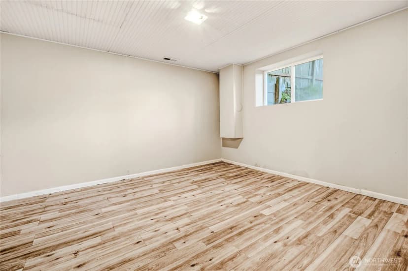 Property photo for 558 Sw 298th Street, Federal Way photo 21