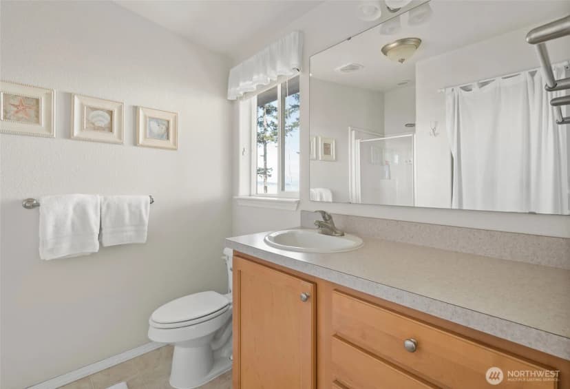 Property photo for 215 S Harrington Lagoon Road, Coupeville photo 15
