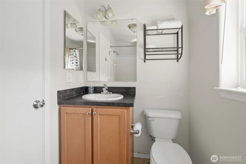 Property photo for 215 S Harrington Lagoon Road, Coupeville photo 18
