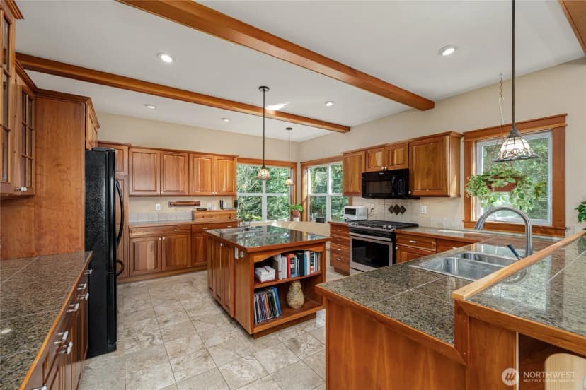 Property photo for 391 Little Mountain Road, Friday Harbor photo 9