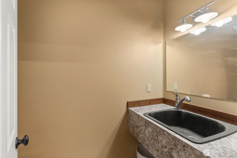 Property photo for 140 Saley Lane, Centralia photo 30