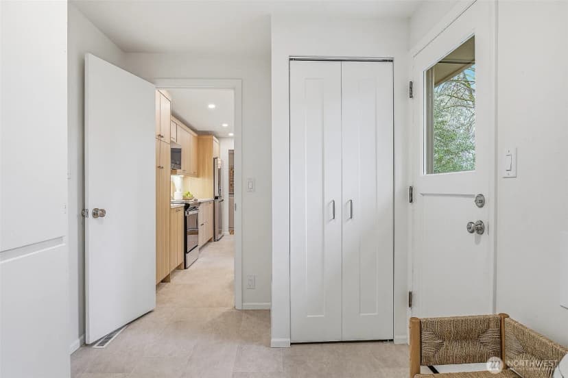 Property photo for 12018 12th Avenue Nw, Seattle photo 27