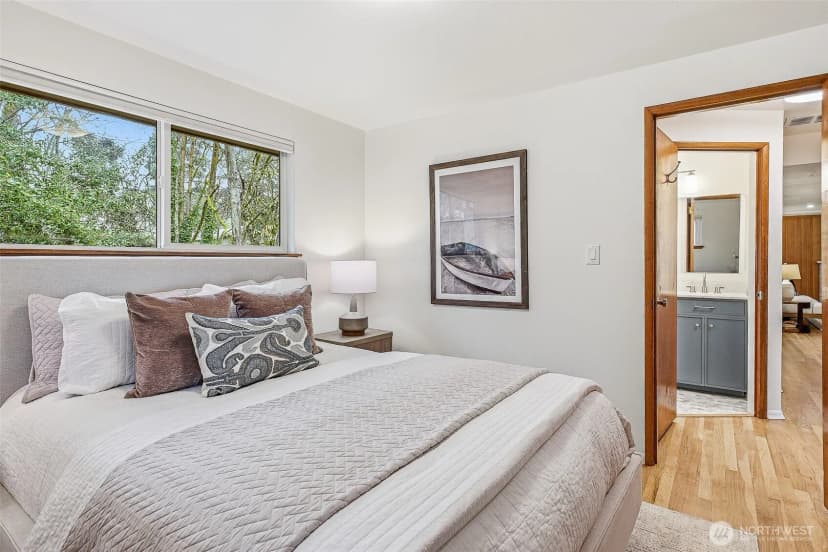 Property photo for 12018 12th Avenue Nw, Seattle photo 19