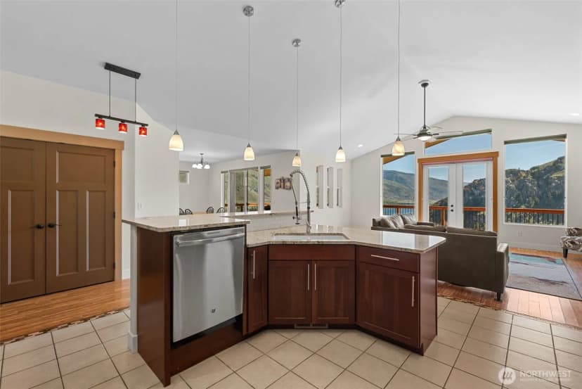 Property photo for 1024 Columbia Point, Entiat photo 15