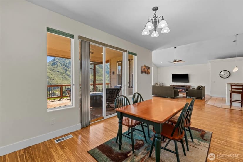 Property photo for 1024 Columbia Point, Entiat photo 23