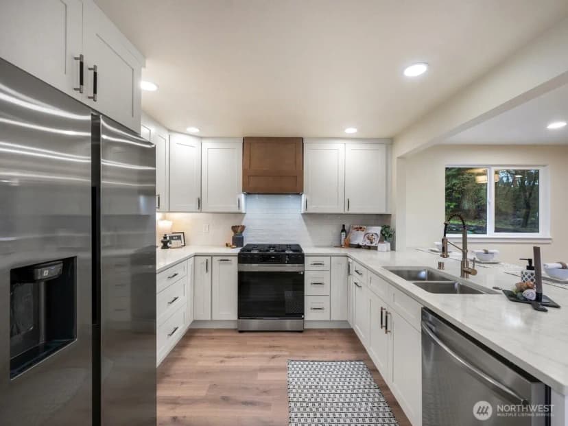 Property photo for 5031 98th Street Sw, Mukilteo photo 8
