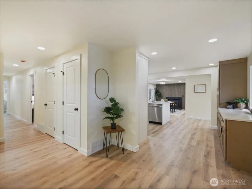 Property photo for 5031 98th Street Sw, Mukilteo photo 16