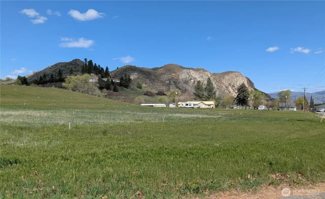 Property photo for 2549 N 4th Avenue, Okanogan photo 2