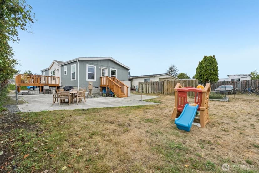 Property photo for 4604 Yorkshire Drive, Anacortes photo 21
