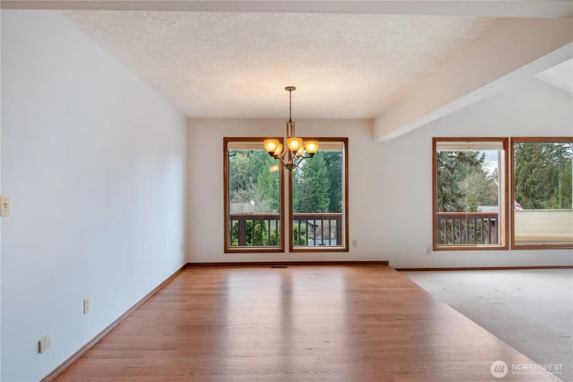 Property photo for 12 City View Boulevard, Longview photo 7