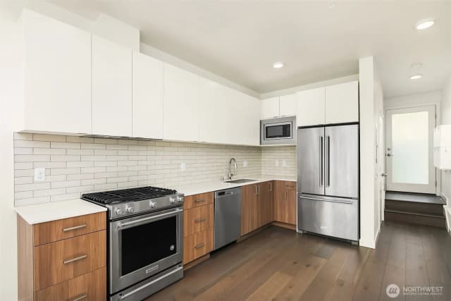 Property photo for 518 Nw Bright Street, Seattle photo 4