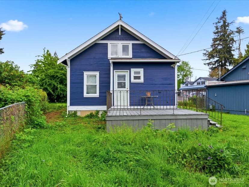 Property photo for 6807 Commercial Avenue, Everett photo 9