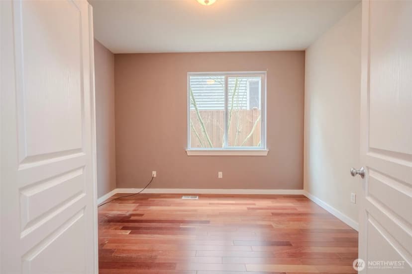 Property photo for 12707 12th Dr Se, Everett photo 7