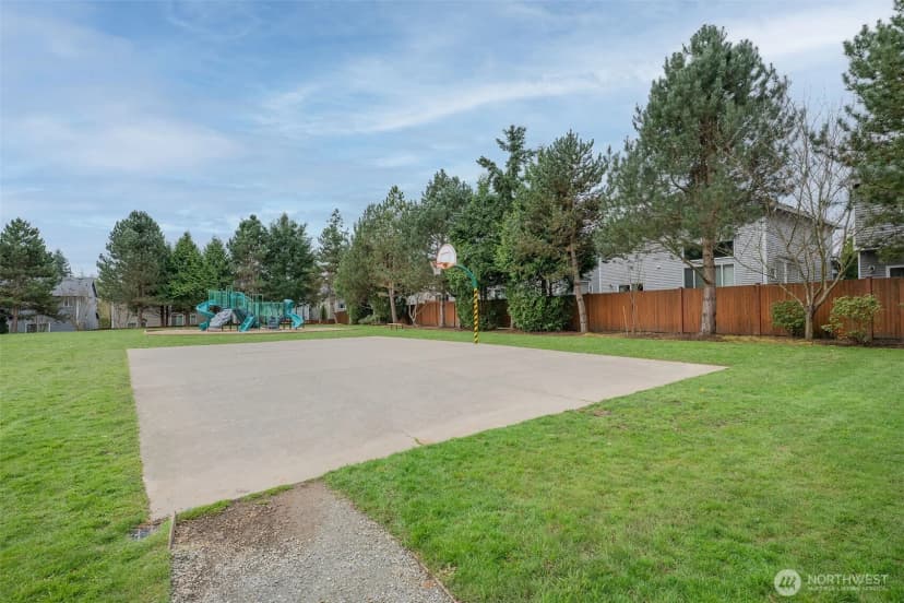 Property photo for 12707 12th Dr Se, Everett photo 40