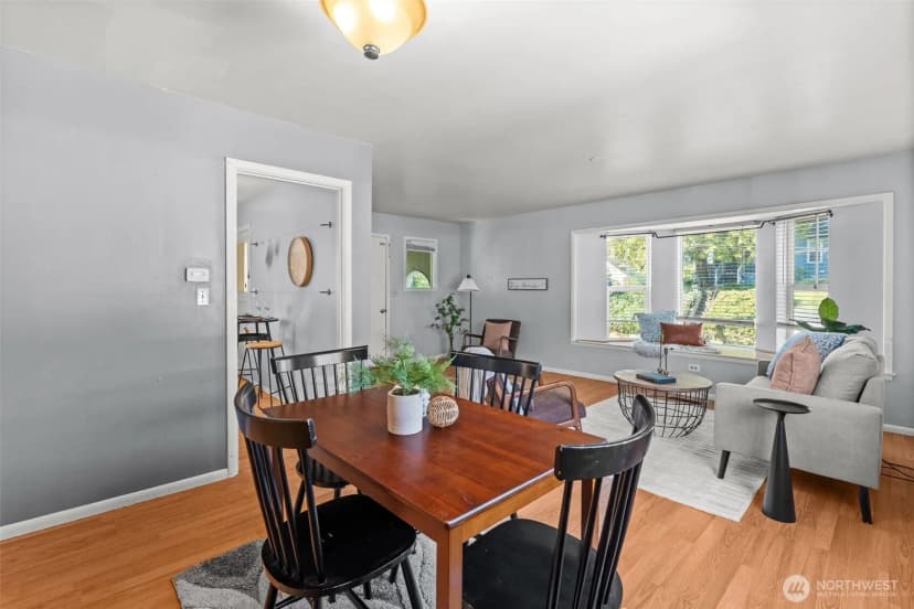 Property photo for 1108 Mckenzie Avenue, Bremerton photo 9