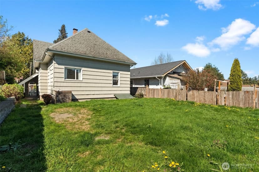 Property photo for 1108 Mckenzie Avenue, Bremerton photo 26