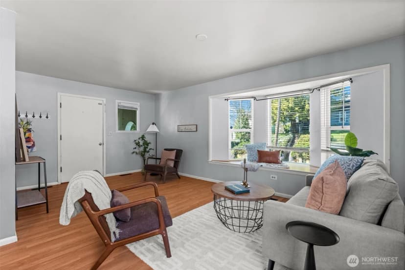 Property photo for 1108 Mckenzie Avenue, Bremerton photo 6