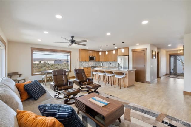 Property photo for 713 Sw Sunset Boulevard, Mattawa photo 5