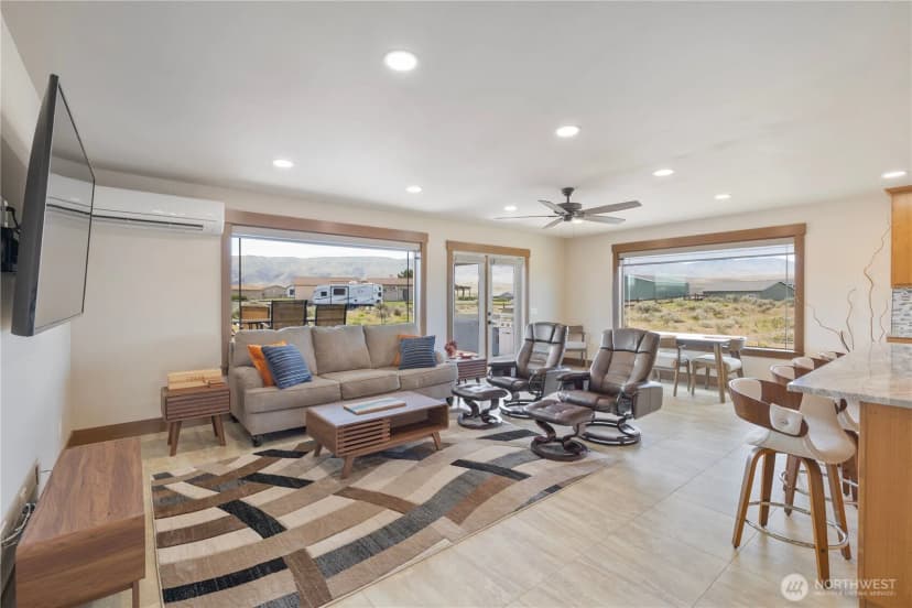 Property photo for 713 Sw Sunset Boulevard, Mattawa photo 4