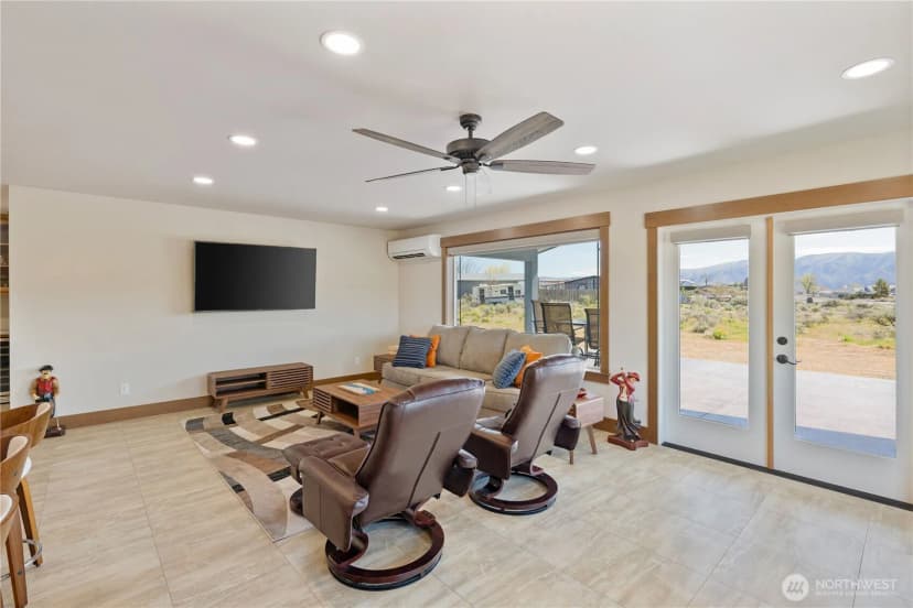 Property photo for 713 Sw Sunset Boulevard, Mattawa photo 12