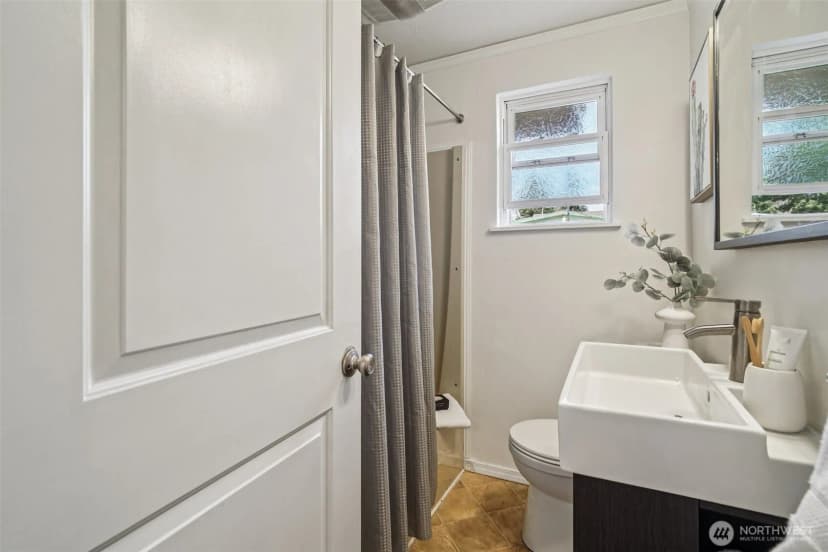 Property photo for 19448 15th Avenue Nw, Shoreline photo 19