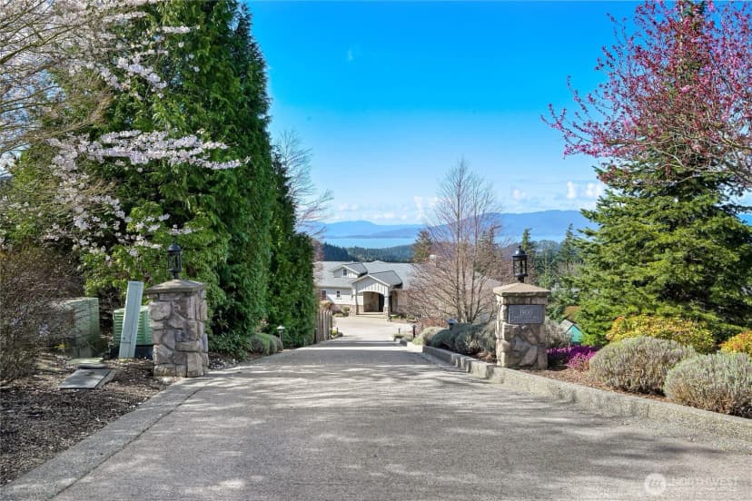 Property photo for 1900 Samish Crest Way, Bellingham photo 37