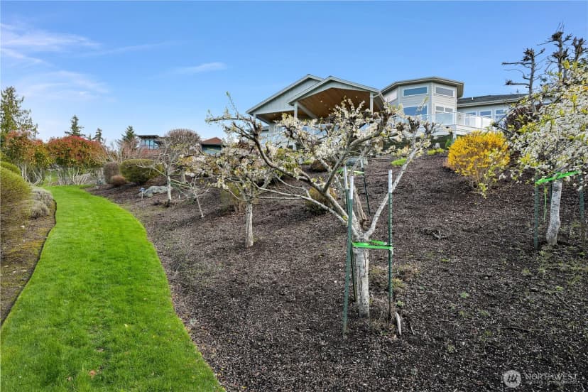 Property photo for 1900 Samish Crest Way, Bellingham photo 35