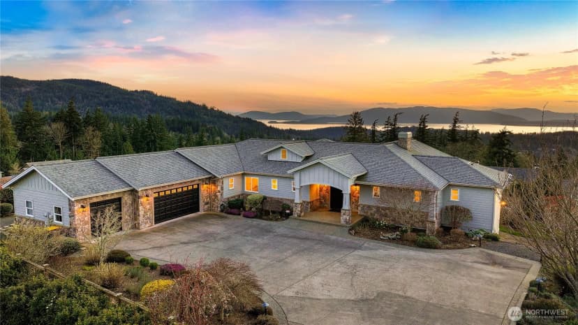 Property photo for 1900 Samish Crest Way, Bellingham photo 2