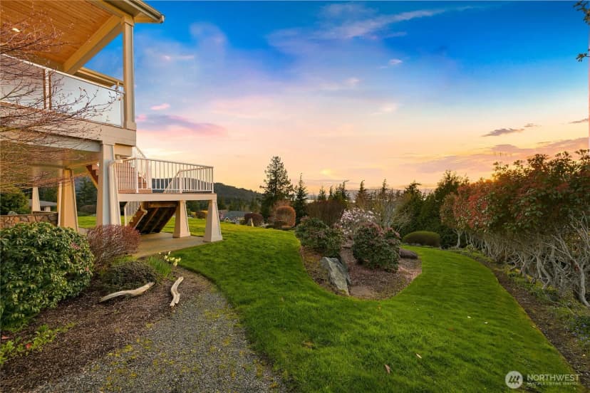 Property photo for 1900 Samish Crest Way, Bellingham photo 4