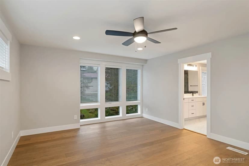 Property photo for 13030 75th Place S, Seattle photo 9