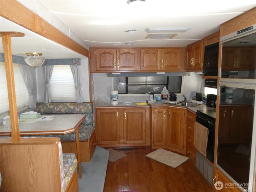 Property photo for 831 Horse Heaven Road, Cle Elum photo 17