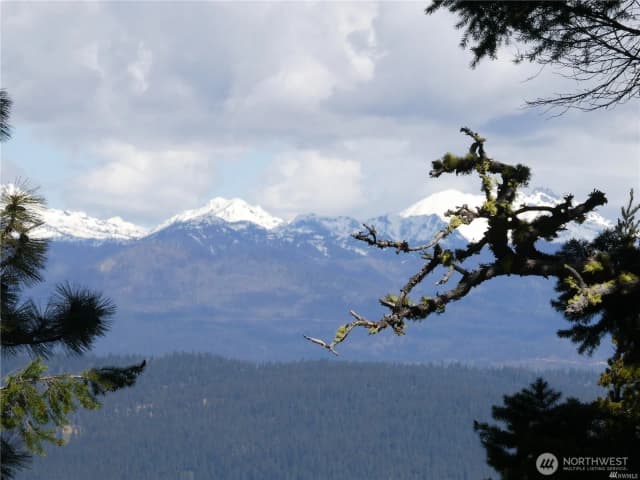 Property photo for 831 Horse Heaven Road, Cle Elum photo 5