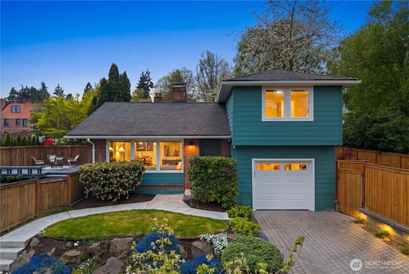 Property photo for 5501 37th Avenue Ne, Seattle