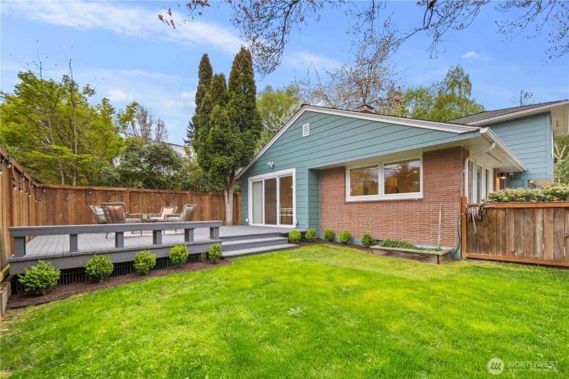 Property photo for 5501 37th Avenue Ne, Seattle photo 33