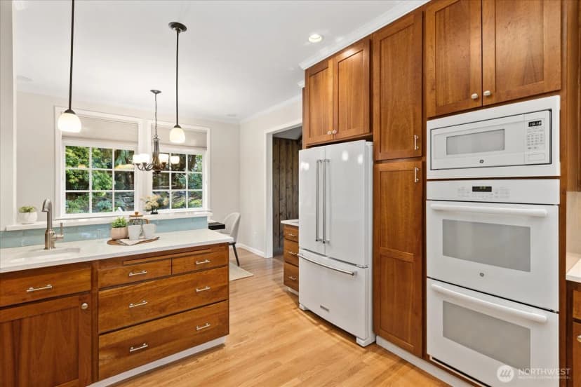 Property photo for 2501 Sw 149th Street, Burien photo 7