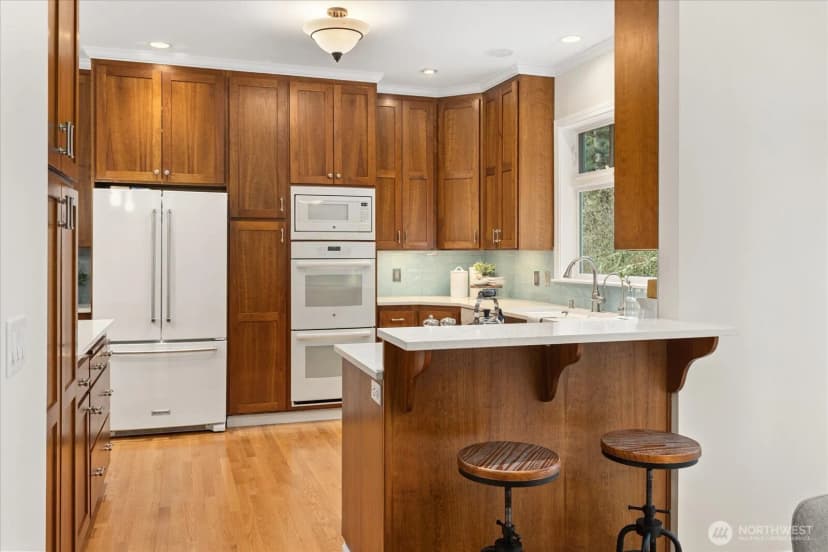 Property photo for 2501 Sw 149th Street, Burien photo 5