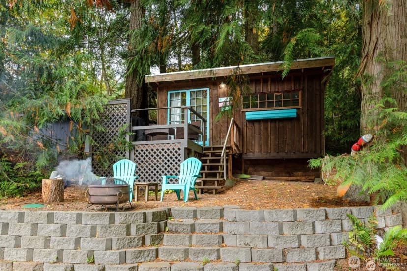 Property photo for 17 Thompson Point Road, Port Angeles photo 3