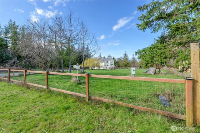 Property photo for 81 Guy Kelly Road, Port Angeles photo 3