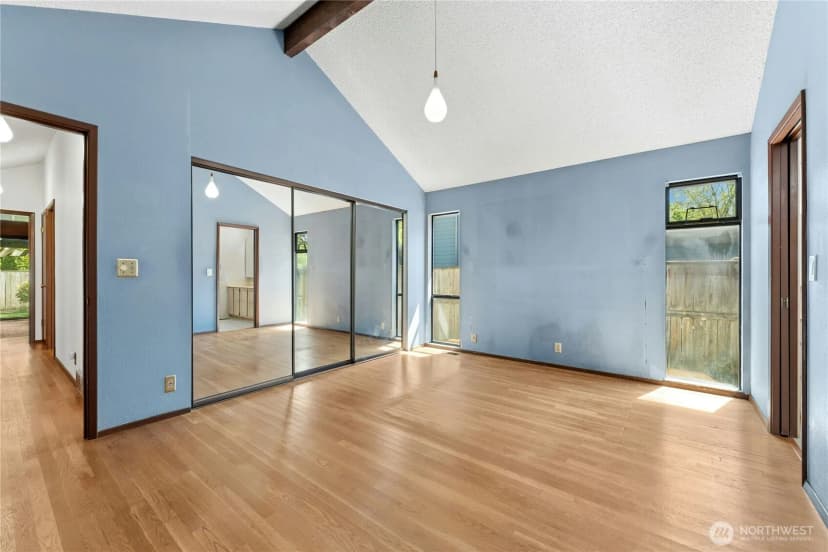 Property photo for 2258 40th Avenue E, Seattle photo 13