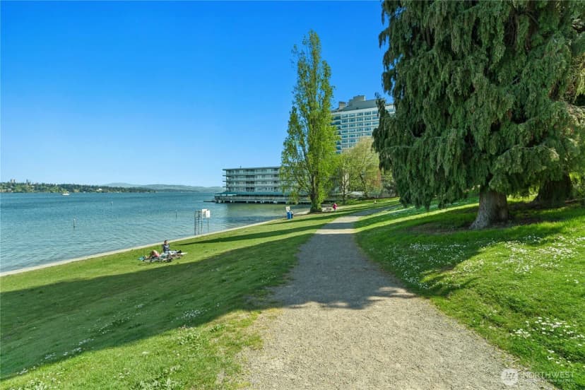 Property photo for 2258 40th Avenue E, Seattle photo 36