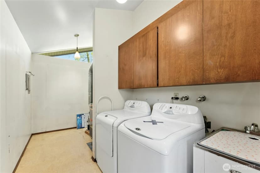 Property photo for 2258 40th Avenue E, Seattle photo 21
