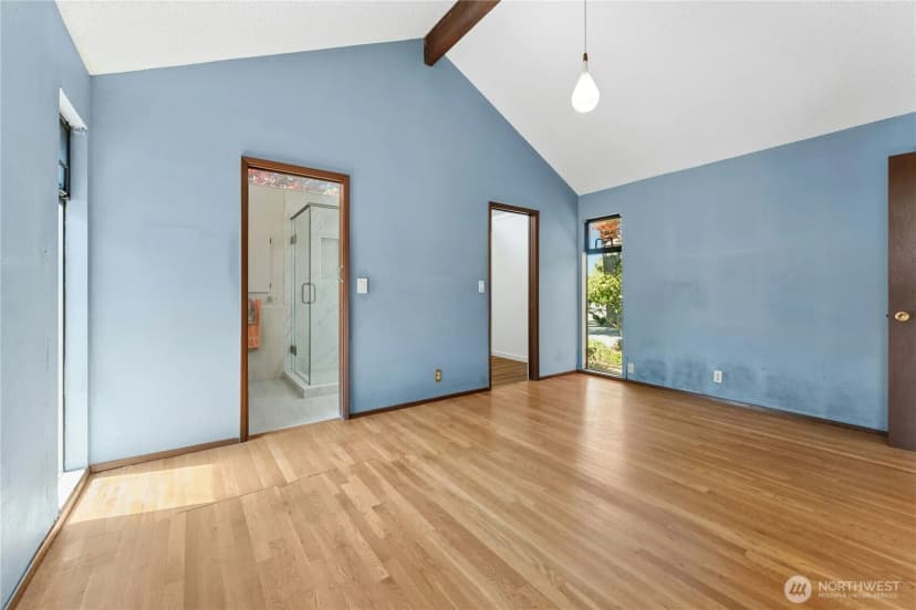 Property photo for 2258 40th Avenue E, Seattle photo 14