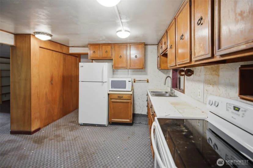 Property photo for 11506 Koeppen Road Se, Yelm photo 8