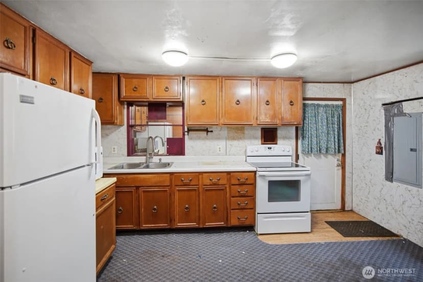 Property photo for 11506 Koeppen Road Se, Yelm photo 9