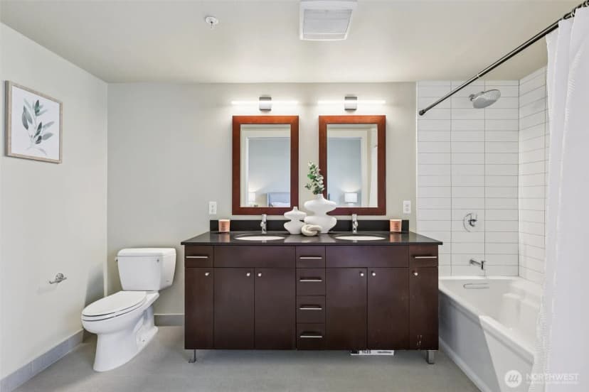 Property photo for 76 Cedar Street #s1005, Seattle photo 12